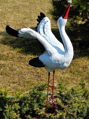 sadovaja-figura-semja-aistov-29-na-metallicheskih-lapah-38543258671605