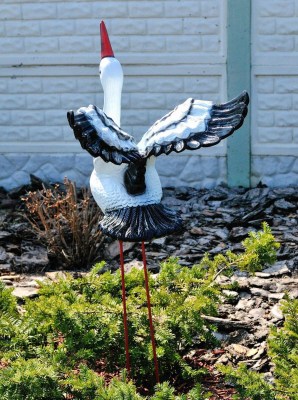 sadovaja-figura-semja-aistov-29-na-metallicheskih-lapah-70838841920996