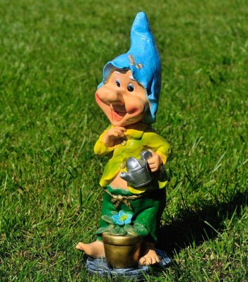 sadovaya-figura-gnom-s-leykoy-sr-65342912743199