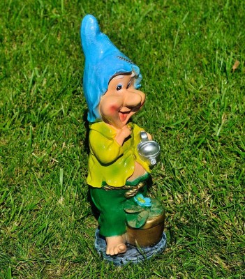 sadovaya-figura-gnom-s-leykoy-sr-90145956221178