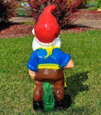 sadovaya-figura-gnom-s-rozoy-49805647806934