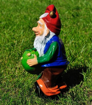 sadovaya-figura-gnom-s-yablokom-m-24023676717345