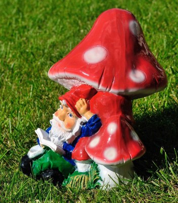 sadovaya-figura-gnom-skazochnik-sr-72936208165925