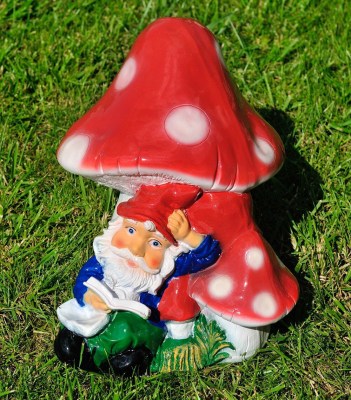 sadovaya-figura-gnom-skazochnik-sr-98131128472125