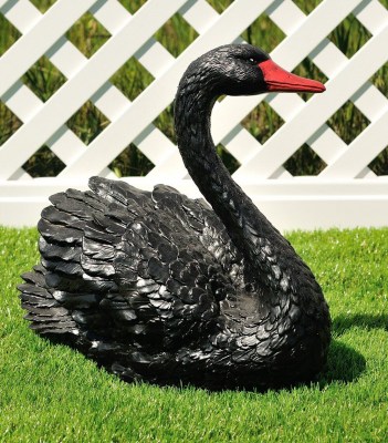 sadovaya-figura-lebed-m-chernyy-54092833788970