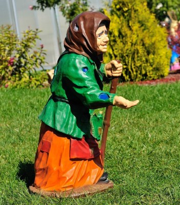 sadovaya-figura-nishchenka-64898356647796