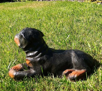 sadovaya-figura-shchenok-rotveylera-33563114842642