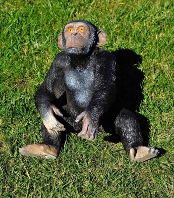 sadovaya-figura-shimpanze-b-568300256859521