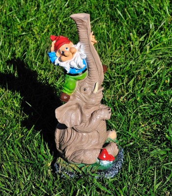 sadovaya-figura-slon-s-gnomom-48611112146826